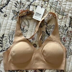 NWT LIVELY BRALETTE